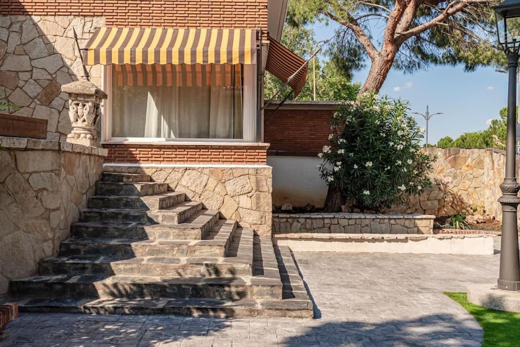 הוילה אלקאלה דה הנארס La Casa De Ines מראה חיצוני תמונה