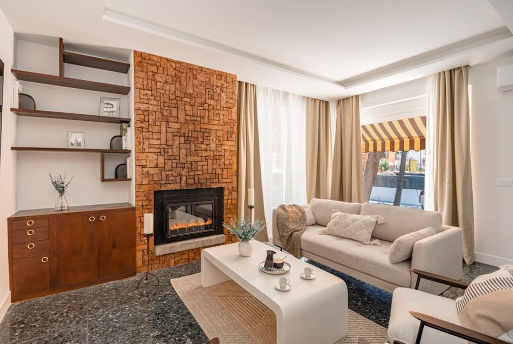 הוילה אלקאלה דה הנארס La Casa De Ines מראה חיצוני תמונה