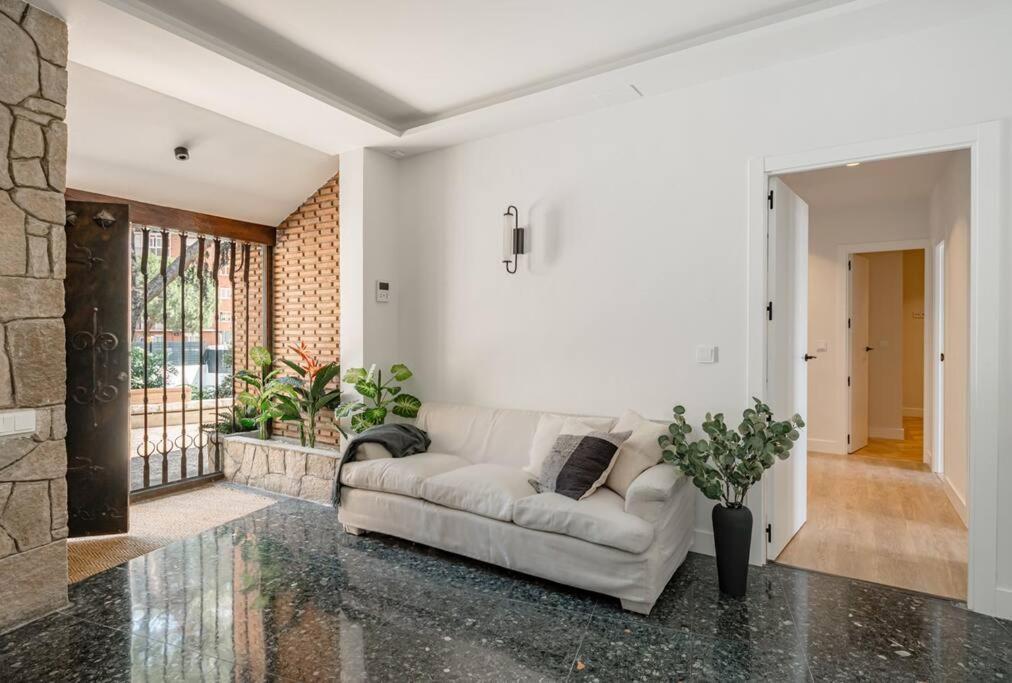 הוילה אלקאלה דה הנארס La Casa De Ines מראה חיצוני תמונה