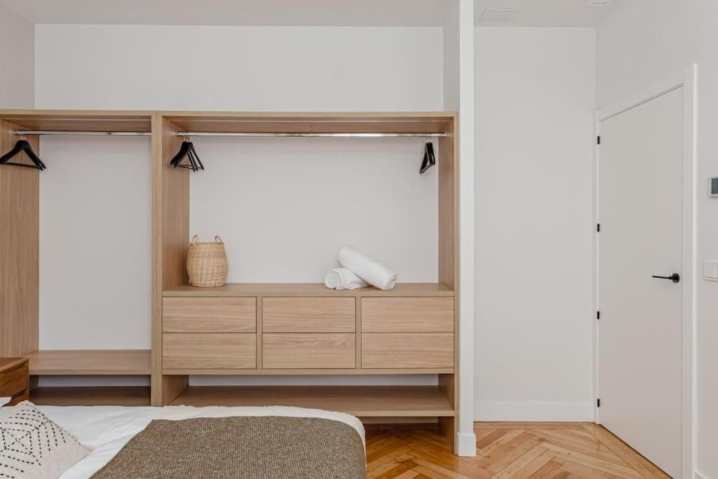 הוילה אלקאלה דה הנארס La Casa De Ines מראה חיצוני תמונה