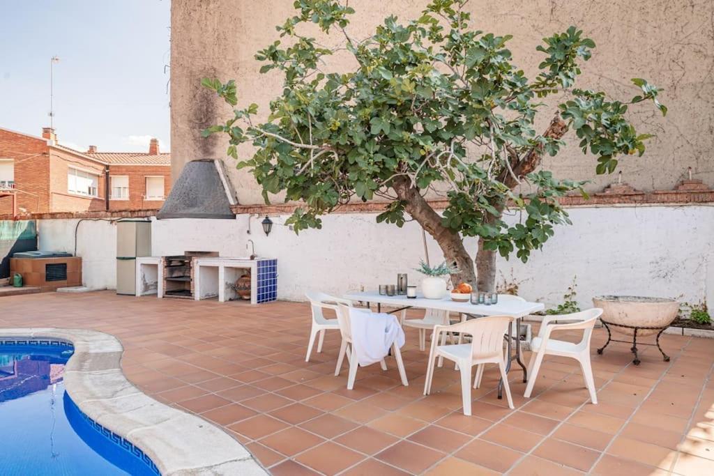 הוילה אלקאלה דה הנארס La Casa De Ines מראה חיצוני תמונה
