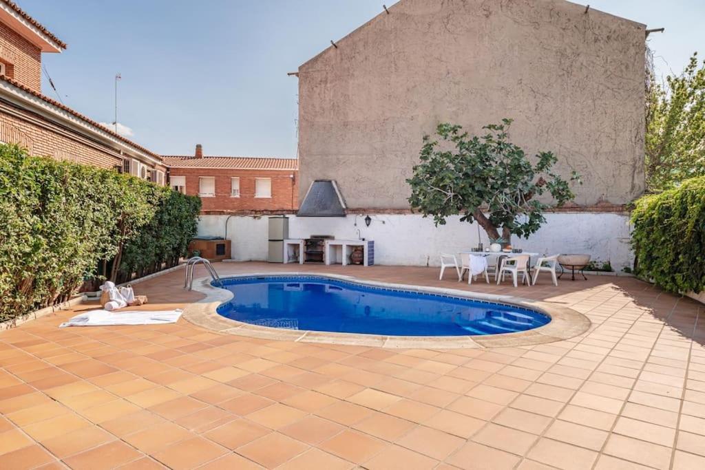הוילה אלקאלה דה הנארס La Casa De Ines מראה חיצוני תמונה