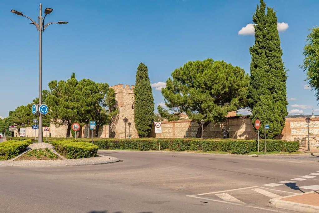 הוילה אלקאלה דה הנארס La Casa De Ines מראה חיצוני תמונה